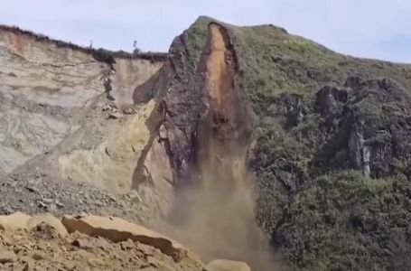 HAOS! Klizište koje se aktiviralo zatrpalo je najmanje 150 kuća, životi ljudi su ugroženi (VIDEO)