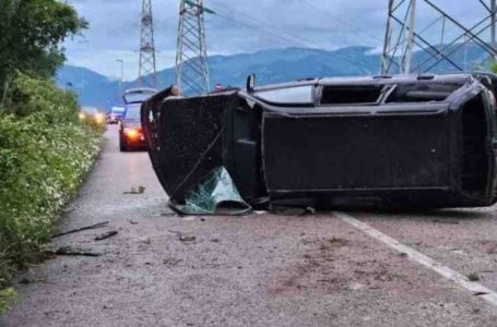 Saobraćajna nesreća u Mostaru: Izgubio kontrolu i automobilom udario u brdo