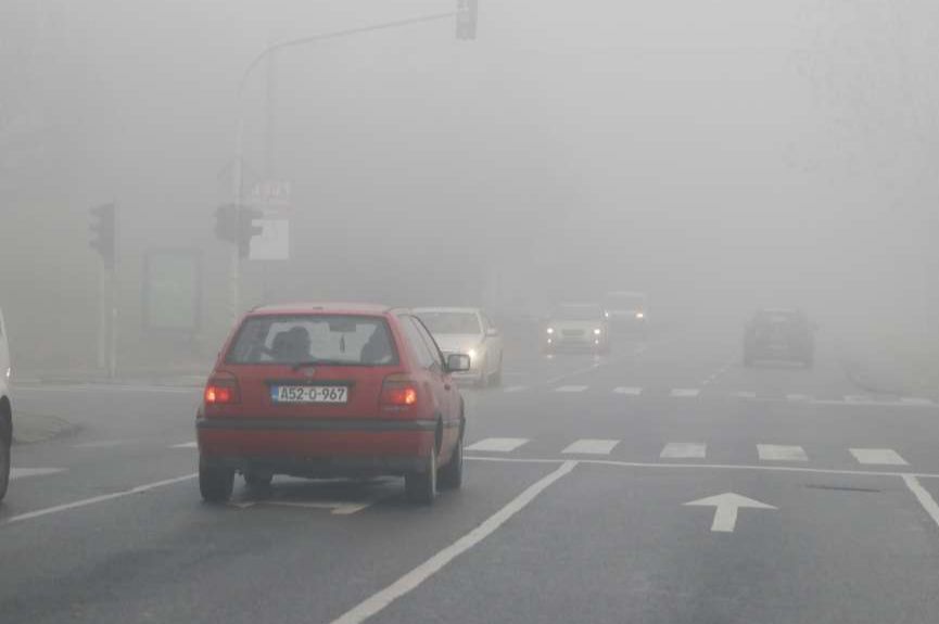 Smanjena vidljivost zbog jutranje magle na dionicama uz rijeke Savu, Vrbas i Drinu