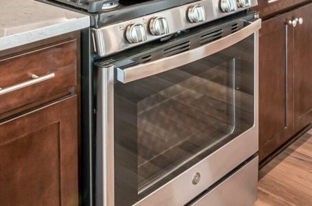 Ostavljate rernu otvorenu nakon pečenja? Ova navika može biti opasna