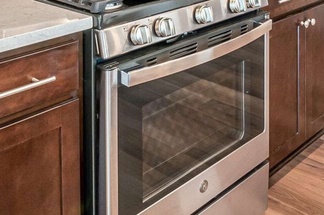 Ostavljate rernu otvorenu nakon pečenja? Ova navika može biti opasna