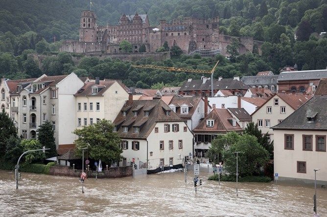 Jug Njemačke poplavljen. Meteorolozi: Ova količina kiše padne jednom u stoljeću