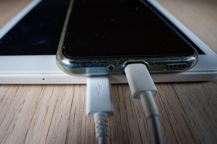 Stručnjaci: Isključite telefon barem jednom sedmično, jako je bitno za sigurnost informacija