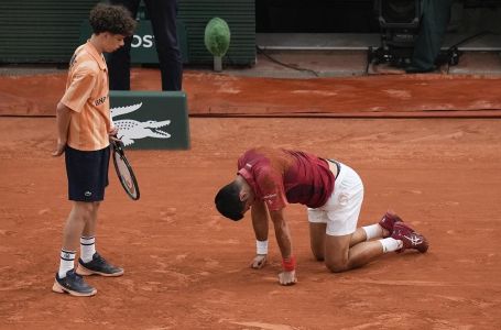 Oglasio se Novak Đoković nakon povlačenja sa Rolan Garosa