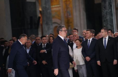 Vučić: Srpski narod najviše želi mir i da u slozi živi sa svojim komšijama