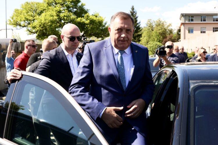 Nakon Svesrpskog sabora Dodik optužen za izdaju