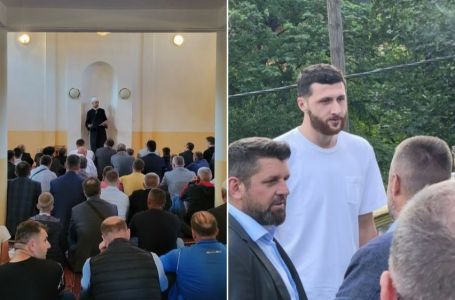 Obilježavanje Kurban-bajrama: Jusuf Nurkić u društvu muslimana Srebrenice