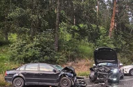 Težak udes kod Olova, jedna osoba povrijeđena, kilometarske kolone