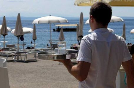 U julu pad dolazaka i noćenja turista u Hrvatskoj