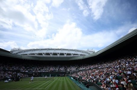 Svi se pitaju šta on tu radi: Velika faca sjedi u boksu Novaka Đokovića