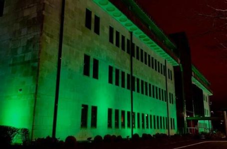 Grad u Sjevernoj Irskoj će večeras svijetliti u zelenom u čast žrtvama Srebrenice