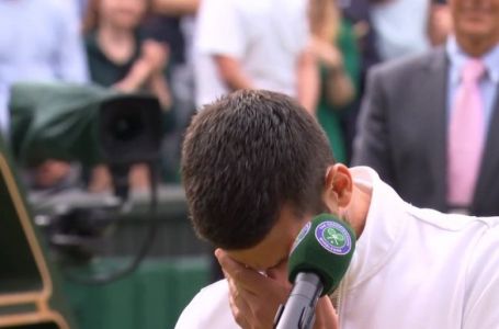 Đoković zaplakao pred svima zbog djeda: Dao mu novac kad je bilo najpotrebnije (VIDEO)