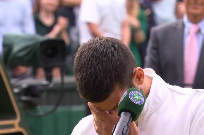 Đoković zaplakao pred svima zbog djeda: Dao mu novac kad je bilo najpotrebnije (VIDEO)