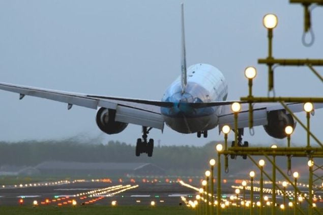 Putnički avion se srušio u blizini Moskve