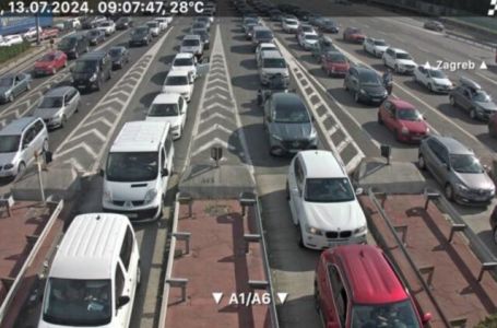 Kilometarske kolone i nekoliko prometnih nesreća na hrvatskim autocestama duž obale