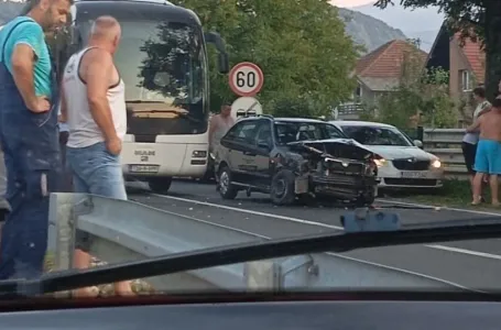 Autobus se vraćao iz Makarske u BiH i učestvovao u sudaru: Ima povrijeđenih