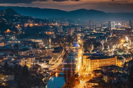 Tropska noć u BiH: Izmjerene nevjerovatno visoke temperature u najvećim bh. gradovima u 20 sati