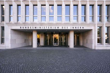 Njemačka zabranila desničarski časopis Compact: Radi protiv ustavnog poretka