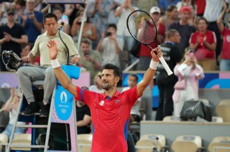 OVO NIKO NIJE OČEKIVAO: Novak se poslije ponoći oglasio iz posebnog razloga sa velikim oduševljenjem