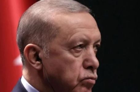 Erdogan blokirao Instagram pa poručio: Ovo je digitalni fašizam, a prikazuje se kao sloboda'