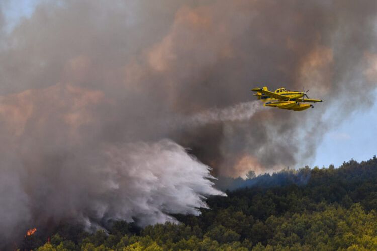 NOVI POŽAR: Vatrena stihija prijeti kućama, prve informacije