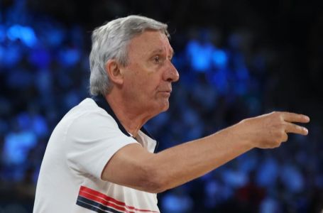 KAKO JE PEŠIĆ DOČEKAO KOŠARKAŠE NAKON UTAKMICE?Potez selektora i njegovog stručnog štaba za pamćenje