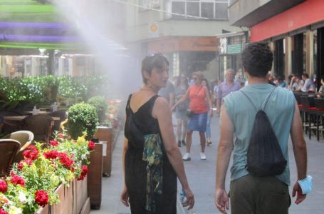 U narednim danima stižu nam temperature preko 40 stepeni, ovo je šest namirnica koje stručnjaci...