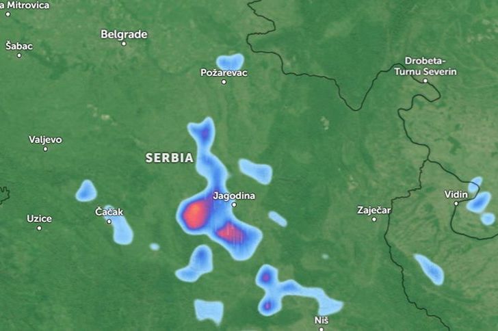 Oluja tutnja ovim dijelom Srbije, grmi i pljušti: Padavine oko podneva očekuju i OVE gradove