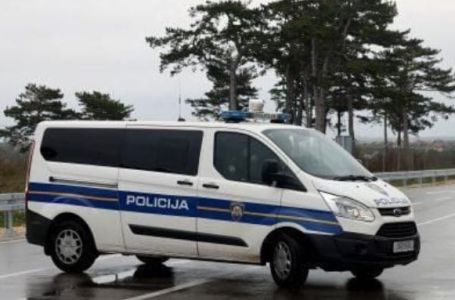 Saobraćajna nesreća u bh. susjedstvu: Policajac izazvao udes pa pobjegao