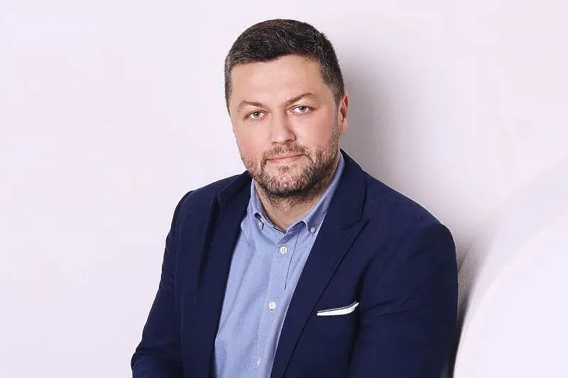 Na slobodu pušten Stanimirović koji je ranije uhapšen zbog prijetnji Nešiću i Vulić