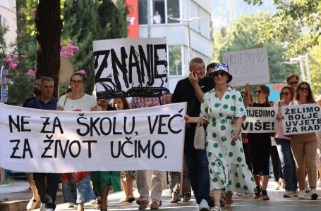 Prosvjetari u HNK stupili u generalni štrajk i održali protestnu šetnju