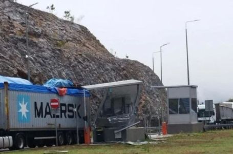 Šleperom udario u carinsku kućicu na granici BiH i potpuno je uništio: Ima povrijeđenih