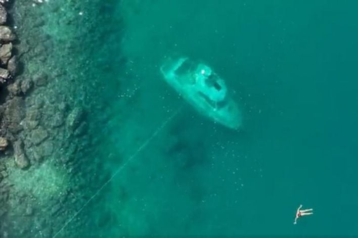 SKUPOCJENI GLISER PRIJE 10 DANA POTONUO KOD SPLITSKE PLAŽE, PRIČA JE SVE ČUDNIJA: "Ko zna, možda..."