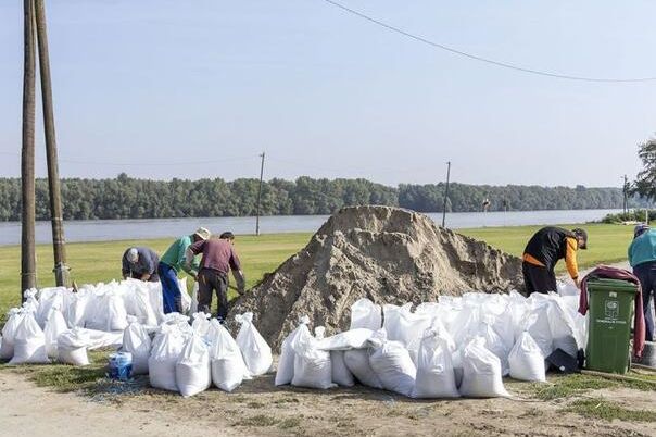 Hrvatska se sprema za poplave: Postavljaju se nasipi, službe na terenu