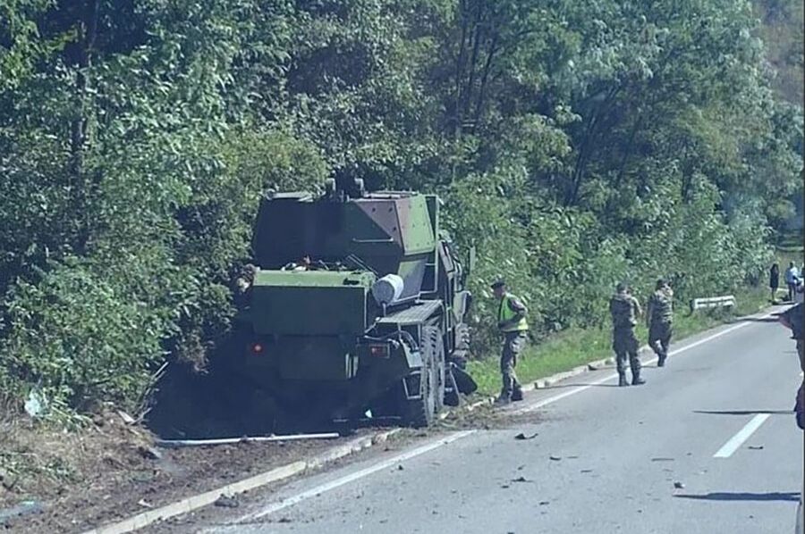 Petočlana porodica poginula u sudaru vojnog vozila i automobila u Srbiji