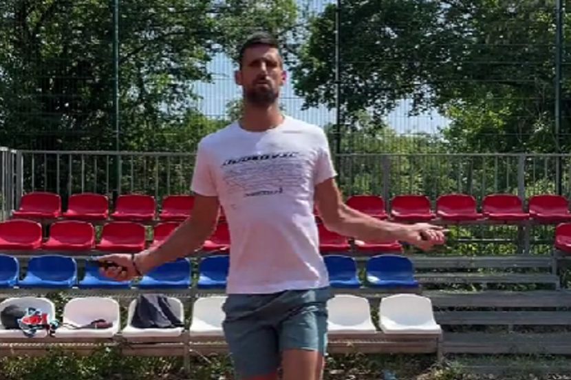 Đoković nasmijao sve novim snimkom:Objavio "srpski" način za preskakanje konopca,jedan detalj je HIT