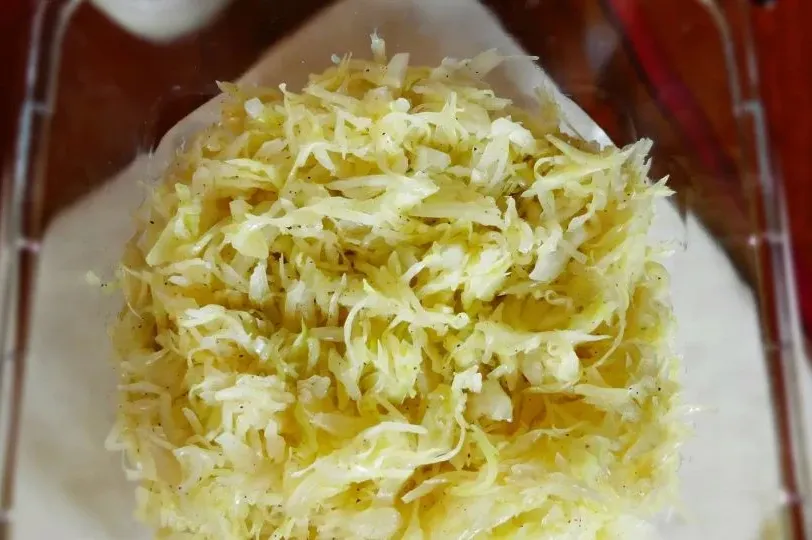 Trik iz prošlog vijeka: Ovako se pravi kupus ribanac koji traje do proljeća, bez grama hemije