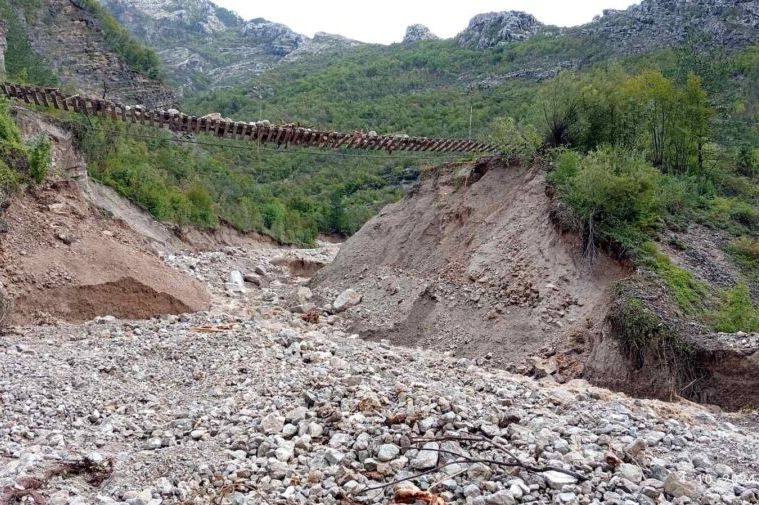 Pruga kod Jablanice "visi" u zraku: Nesaglediva šteta za željeznički saobraćaj u FBiH