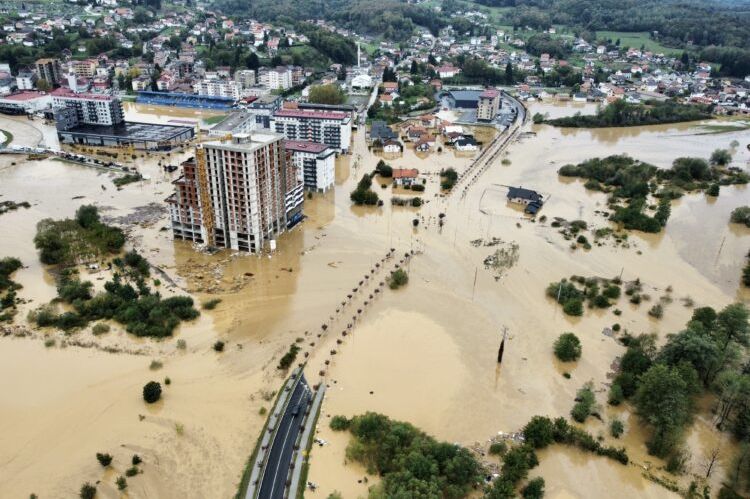 FHMZ IZDAO UPOZORENJE: Moguća pojava bujičnih potoka, klizišta i odrona