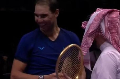 POKLON KAKAV RAFA U KARIJERI NIJE DOBIO: Saudijci poklonili Nadalu suvenir od čistog zlata