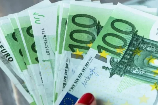 ASTROLOZI TVRDE: Stiže velika lova - ova 3 horoskopska znaka će se opariti u novembru