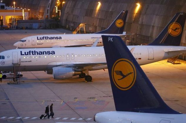 Lufthansa planira ukinuti 400 radnih mjesta