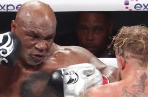 Tyson objasnio zašto je grizao rukavice tokom borbe i nasmijao sportsku javnost