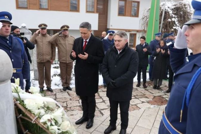 Željko Komšić na Kovačima: Previše krvi je palo za Bosnu i Hercegovinu, moramo izdržati ovu borbu'