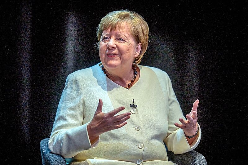 Angela Merkel pozvala Ukrajinu i saveznike da istraže diplomatske puteve za kraj rata