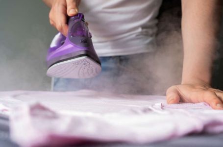 KORISTAN TRIK: Evo kako da brzo i efikasno ispeglate odjeću