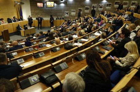 Zasjeda Parlament FBiH, na dnevnom redu fiskalni zakon