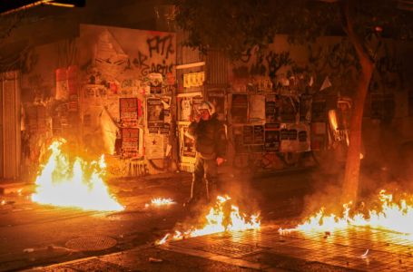 Sukobi u Grčkoj: Demonstranti bacali molotovljeve koktele i kamenje na policiju