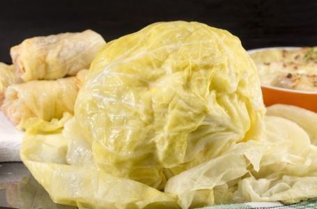DA VAM SE KISELI KUPUS ŽUTI KAO DUKAT! Dodajte 2 sastojka u bure i imaćete liske san snova