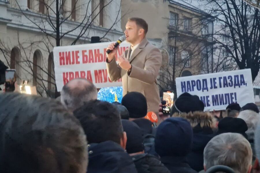 Banjaluka na ulicama: Žestoke poruke upućene Dodiku